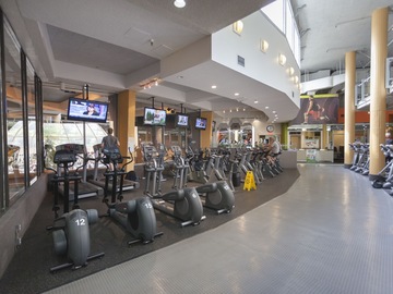 Apartments for Rent in North Vancouver -  International Plaza Apartments - CanadaRentalGuide.com