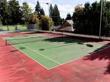 Apartments for Rent in North Vancouver -  International Plaza Apartments - CanadaRentalGuide.com