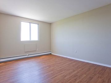 Apartments for Rent in London -  Wyndfield Place Apartments - CanadaRentalGuide.com