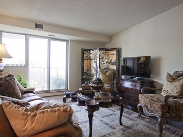 Apartments for Rent in Oakville -  John Street Apartments - CanadaRentalGuide.com