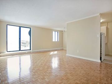 Apartments for Rent in Brampton -  Brampton Village Apartments - CanadaRentalGuide.com