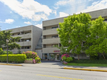 Apartments for Rent in Richmond -  Dolphin Square Apartments - CanadaRentalGuide.com