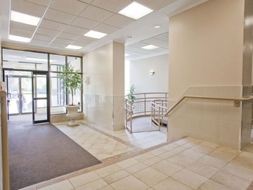 Apartments for Rent in Oakville -  White Oaks Apartments - CanadaRentalGuide.com