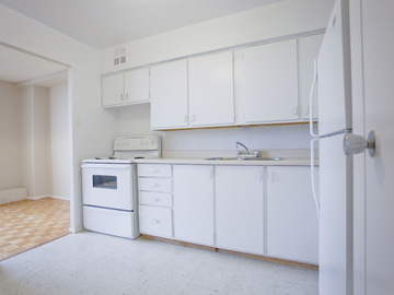 Apartments for Rent in Toronto -  Murray Ross Apartments - CanadaRentalGuide.com