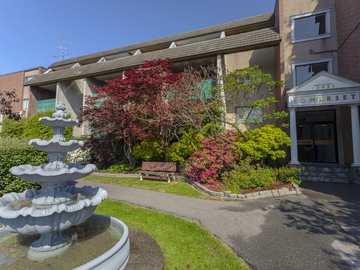 Apartments for Rent in Richmond -  Carlton Park Gardens Apartments - CanadaRentalGuide.com