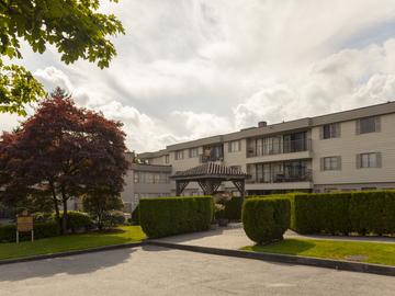 Apartments for Rent in New Westminster - Princeton Place Apartments - CanadaRentalGuide.com