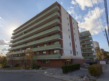 Apartments for Rent in Toronto - South Garden Apartments - CanadaRentalGuide.com