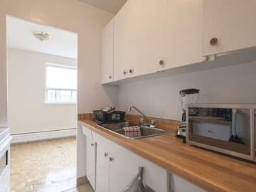 Apartments for Rent in Toronto -  South Garden Apartments - CanadaRentalGuide.com
