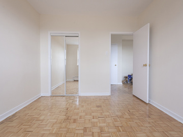 Apartments for Rent in Toronto -  South Garden Apartments - CanadaRentalGuide.com