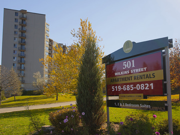 Apartments for Rent in London -  Highland Village - CanadaRentalGuide.com