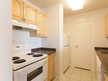 Apartments for Rent in London -  Highland Village - CanadaRentalGuide.com