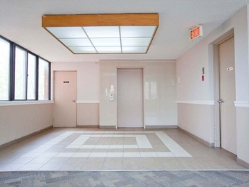 Apartments for Rent in Brampton -  Clark Townhomes - CanadaRentalGuide.com
