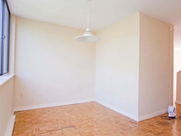 Apartments for Rent in Brampton -  Clark Townhomes - CanadaRentalGuide.com