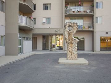 Apartments for Rent in Etobicoke -  Evans Apartments - CanadaRentalGuide.com