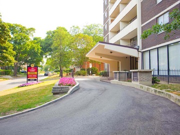 Apartments for Rent in Toronto -  Eastmount Apartments - CanadaRentalGuide.com