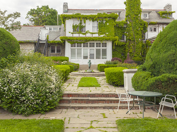 Apartments for Rent in Toronto -  Mimico Estates - CanadaRentalGuide.com