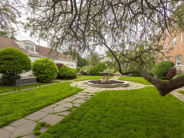 Apartments for Rent in Toronto -  Mimico Estates - CanadaRentalGuide.com