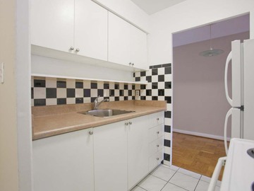 Apartments for Rent in Toronto -  Broadway Apartments - CanadaRentalGuide.com