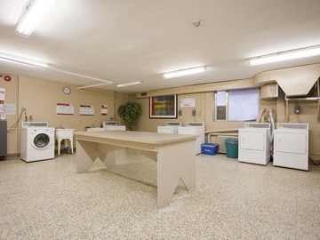 Apartments for Rent in Toronto -  Broadway Apartments - CanadaRentalGuide.com