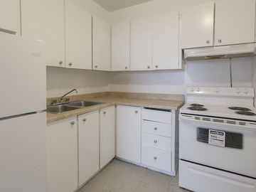 Apartments for Rent in Toronto -  Lafayette Apartments - CanadaRentalGuide.com